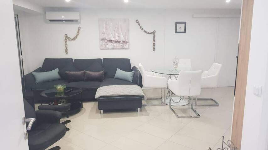 Apartman Stella 洛瓦尼斯卡 外观 照片
