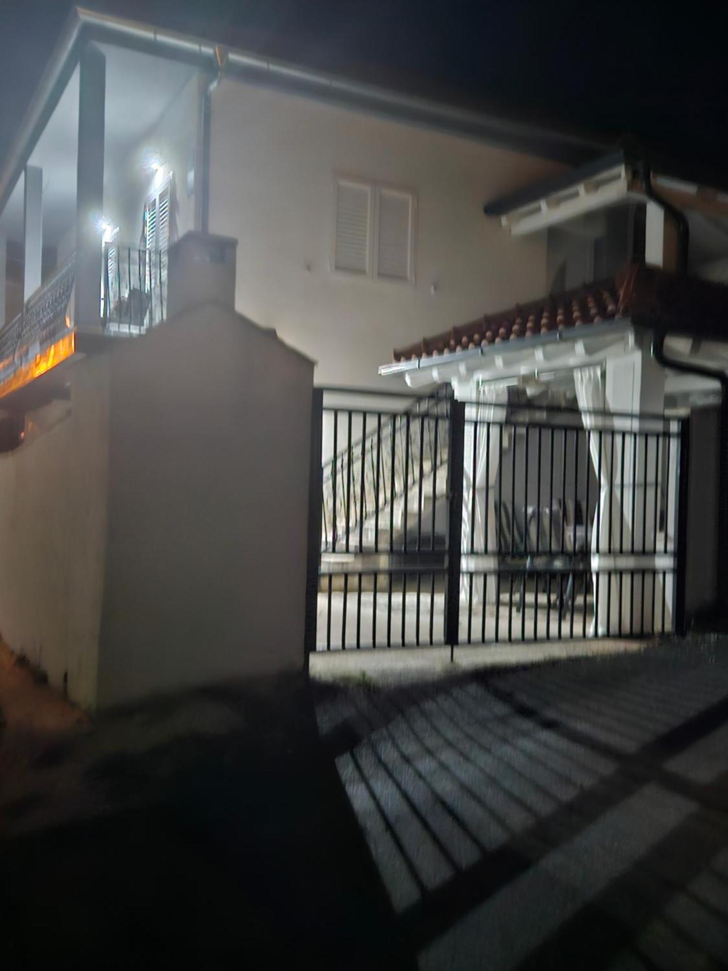 Apartman Stella 洛瓦尼斯卡 外观 照片